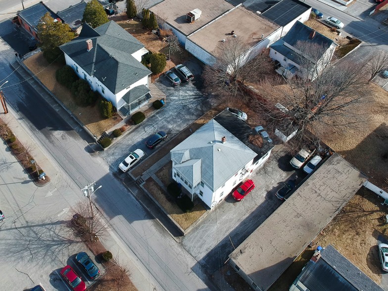 28 Cottage St, Central Falls, RI for sale - Primary Photo - Image 1 of 1