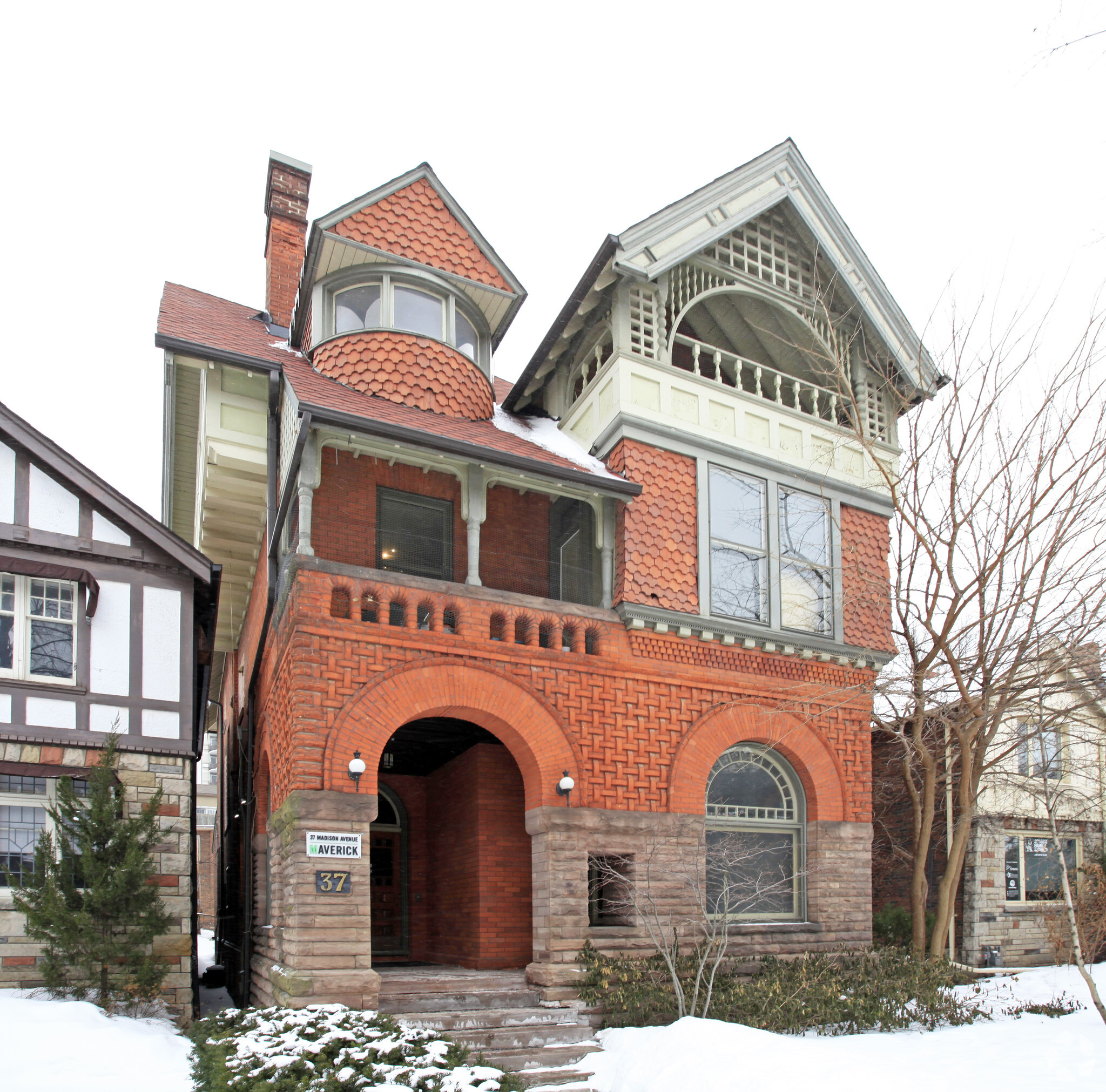 37 Madison Ave, Toronto, ON for sale Primary Photo- Image 1 of 1