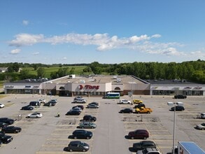 270 E Main St, Avon, NY 14414 - Tops Plaza | LoopNet