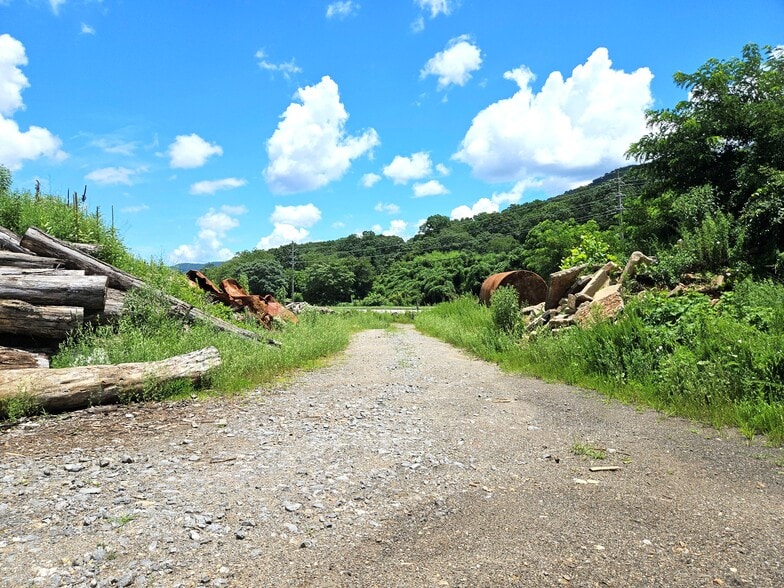 US Highway 70 Hwy, Swannanoa, NC for sale - Building Photo - Image 3 of 7