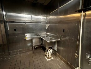 400-470 US Highway 202/206 Dr, Bedminster, NJ for lease Interior Photo- Image 2 of 8