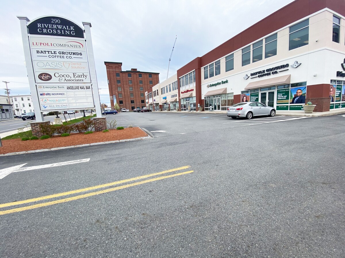 290 Merrimack St, Lawrence, MA 01843 Riverwalk