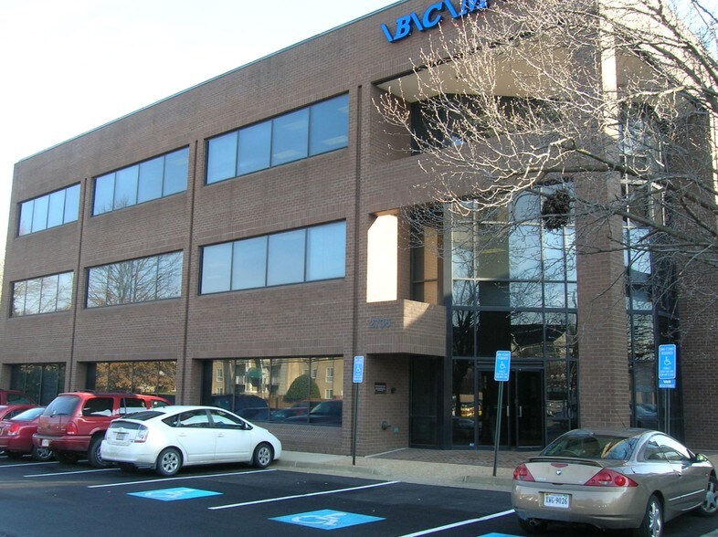 2735 Hartland Rd, Merrifield, VA 22043 Hartland Business Ctr 3