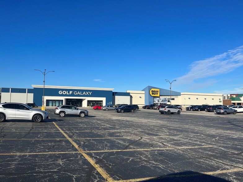 1432-1434 Butterfield Rd, Downers Grove, IL for sale - Building Photo - Image 1 of 1