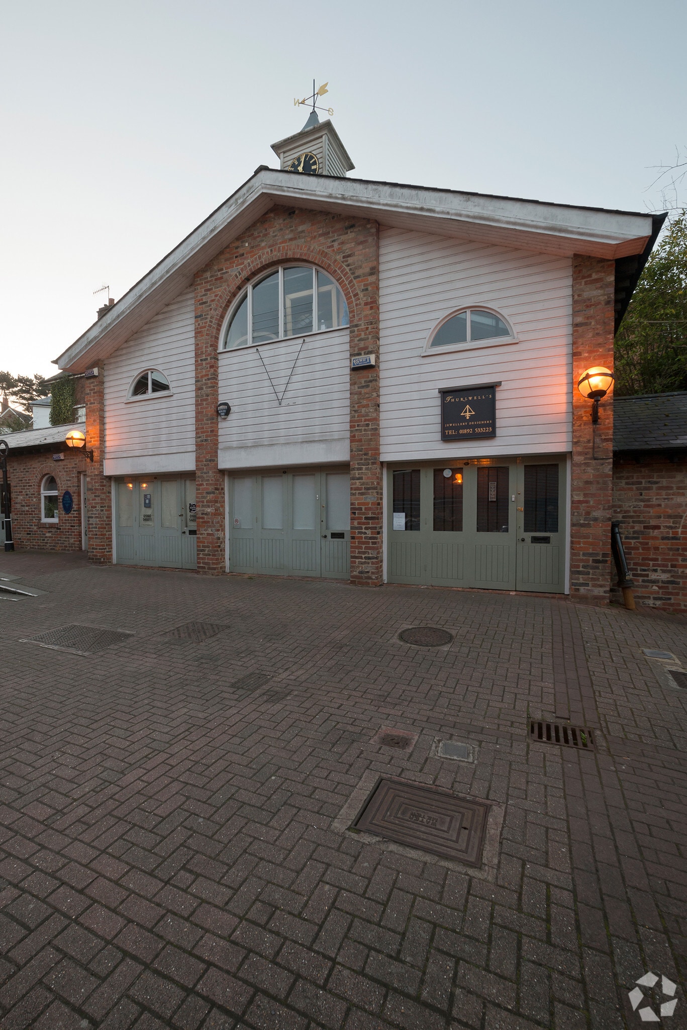 4 Sussex Mews, Tunbridge Wells for sale Primary Photo- Image 1 of 1