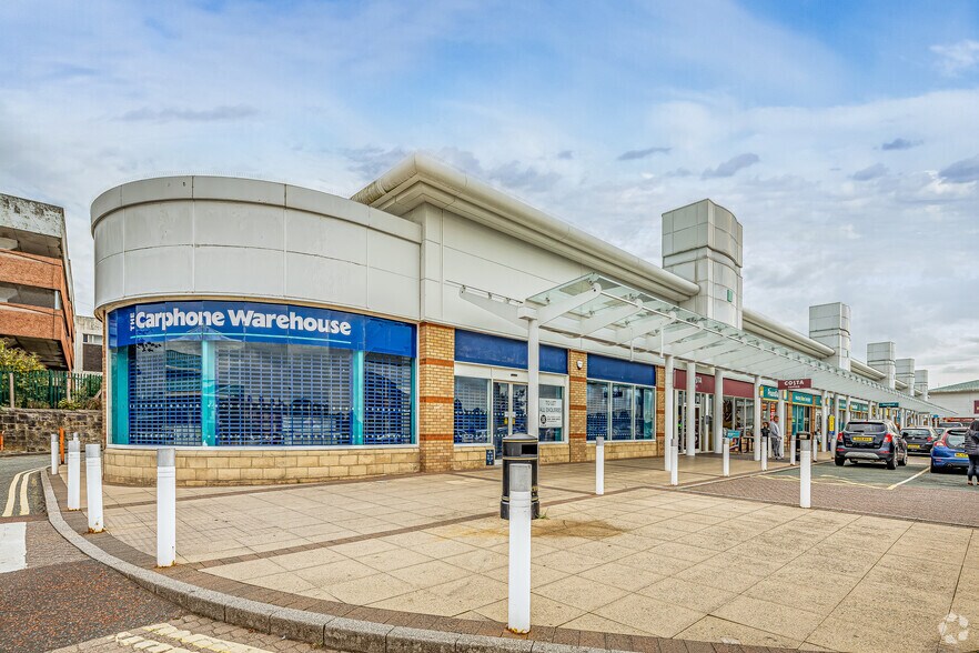 Hill St, Wrexham for lease - Primary Photo - Image 1 of 3