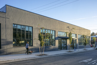 More details for 975 SE Main St, Portland, OR - Office for Lease