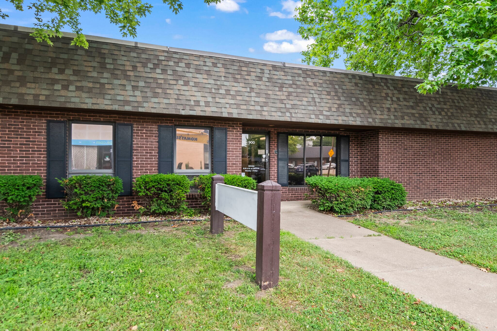 900 S Spring St, Springfield, IL for lease Building Photo- Image 1 of 18
