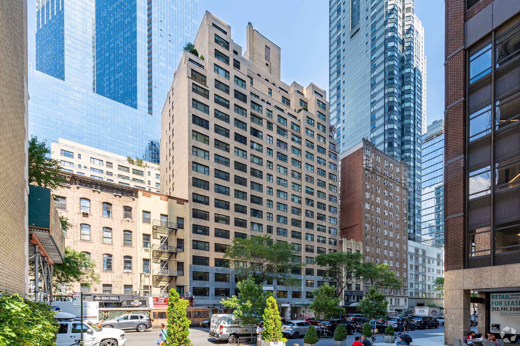 330 W 58th St, New York, NY for lease Primary Photo- Image 1 of 44