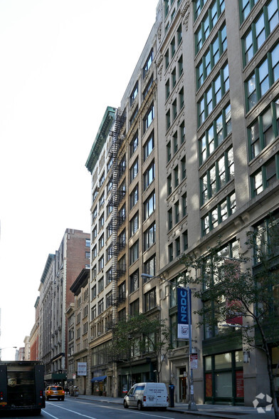 36 W 20th St, New York, NY for lease - Building Photo - Image 2 of 6