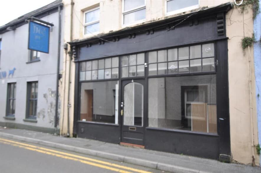 4 Water St, Carmarthen for lease - Building Photo - Image 1 of 1