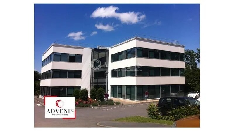 Office in Carquefou for lease - Building Photo - Image 2 of 8