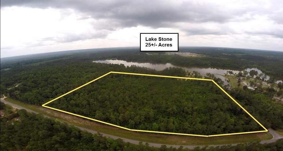 Lake Stone, Century, FL for sale - Primary Photo - Image 1 of 1