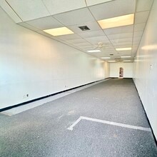 103-133 Bay Area Blvd, Webster, TX for lease Interior Photo- Image 2 of 9