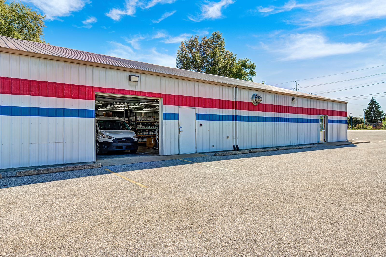 5342 Elmwood Ave, Indianapolis, IN for lease Interior Photo- Image 1 of 4