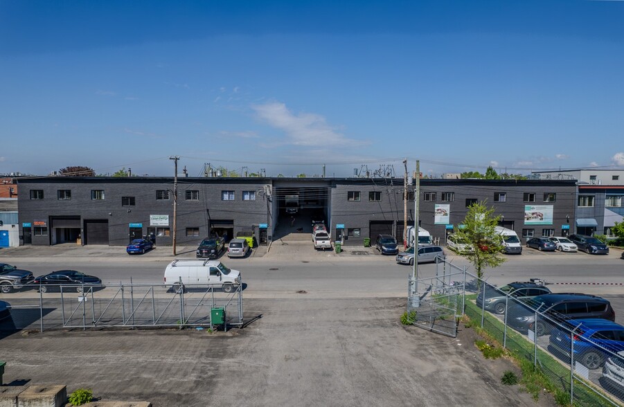 8701-8721 8e Av, Montréal, QC for sale - Building Photo - Image 1 of 1