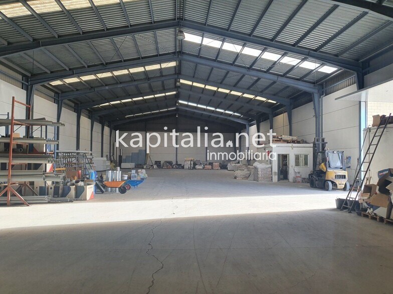 Industrial in Montaverner, Valencia for sale - Building Photo - Image 2 of 8