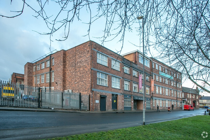 Gipsy Ln, Willenhall for sale - Primary Photo - Image 1 of 1