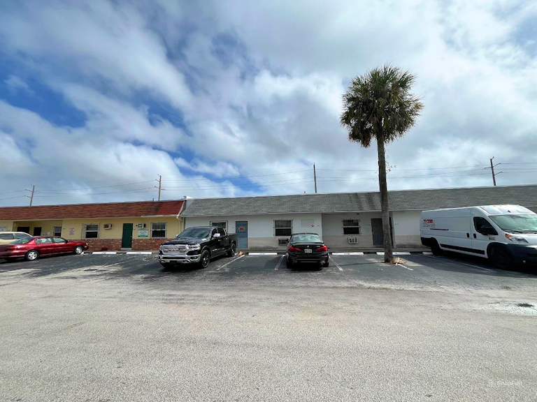 4740-4754 NE 12th Ave, Fort Lauderdale, FL for lease Building Photo- Image 1 of 8