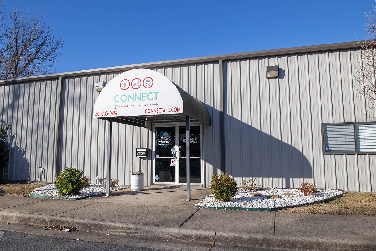 519 1/2 W Commerce Dr, Bryant, AR for sale Primary Photo- Image 1 of 1