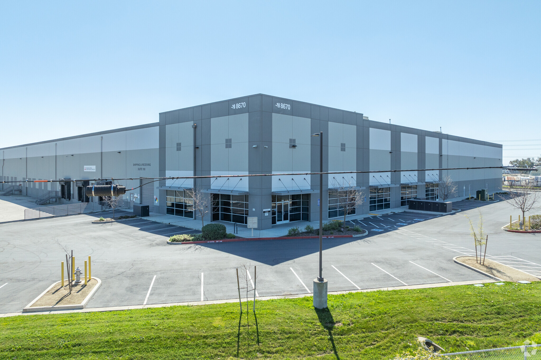 8670 Fruitridge Rd, Sacramento, CA for lease Primary Photo- Image 1 of 10