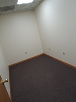 416 Green Ln, Bristol, PA for lease Interior Photo- Image 1 of 1