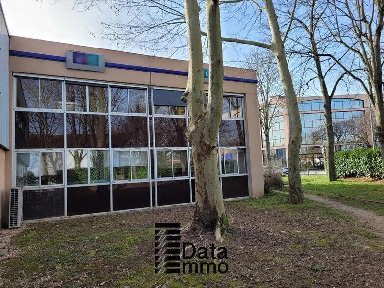 3 Rue Des Coutures, Torcy for lease - Building Photo - Image 2 of 8