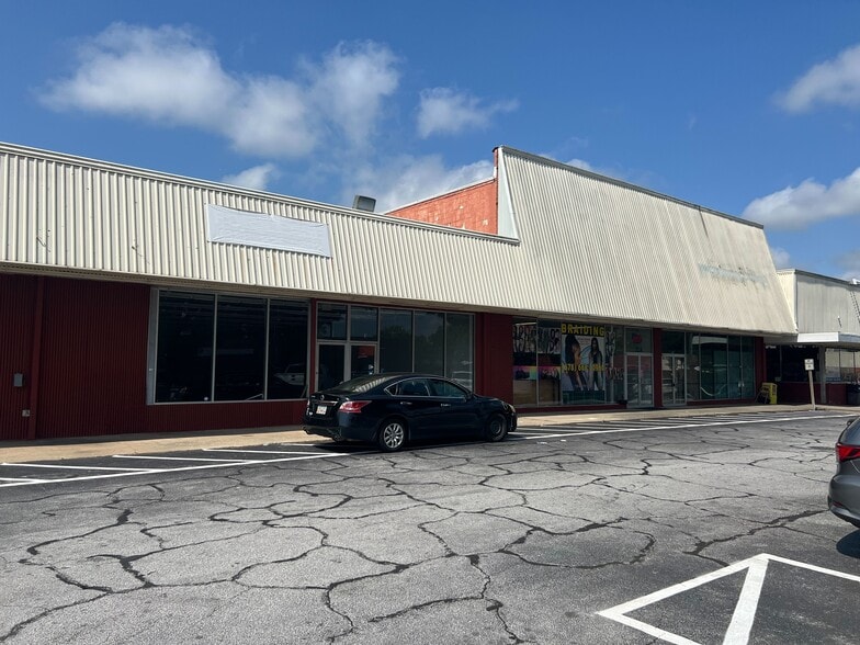 17 Smith St, Fairburn, GA for lease - Building Photo - Image 2 of 5