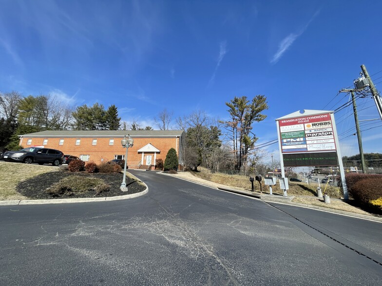 4519 Brambleton Ave, Roanoke, VA for lease - Building Photo - Image 1 of 9