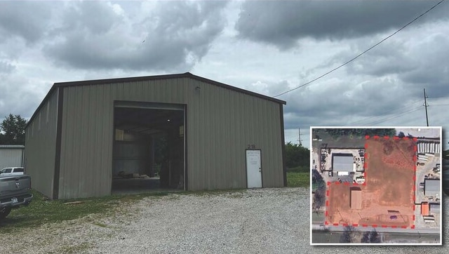 218 Apple Blossom Ave, Lowell, AR for lease - Primary Photo - Image 1 of 6