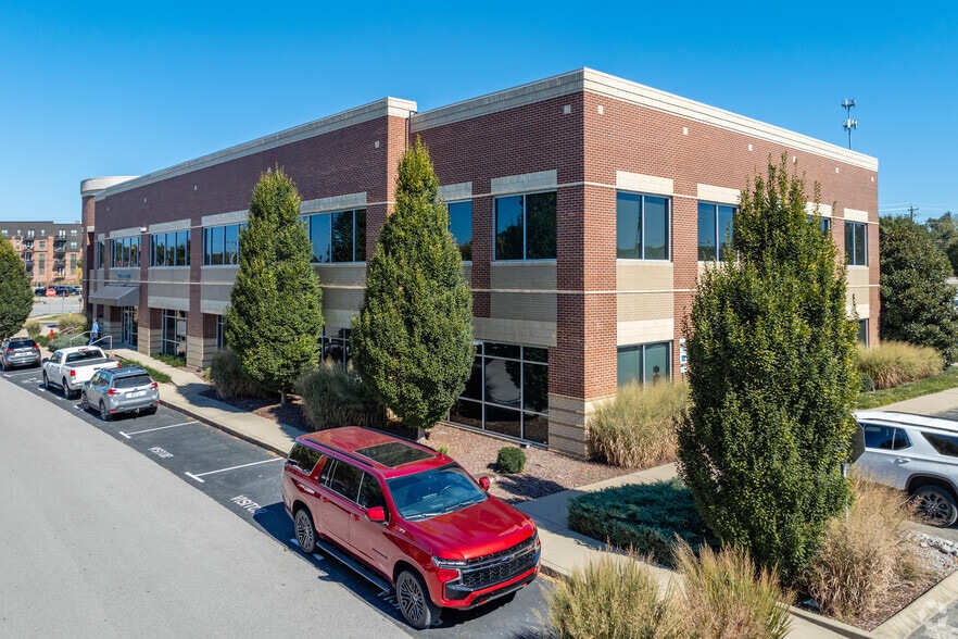 2055 N Mount Juliet Rd, Mount Juliet, TN for lease - Building Photo - Image 2 of 4