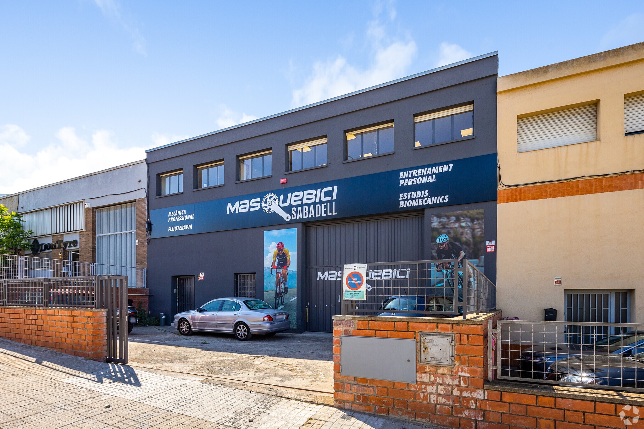  in Sabadell, Barcelona for sale Primary Photo- Image 1 of 1