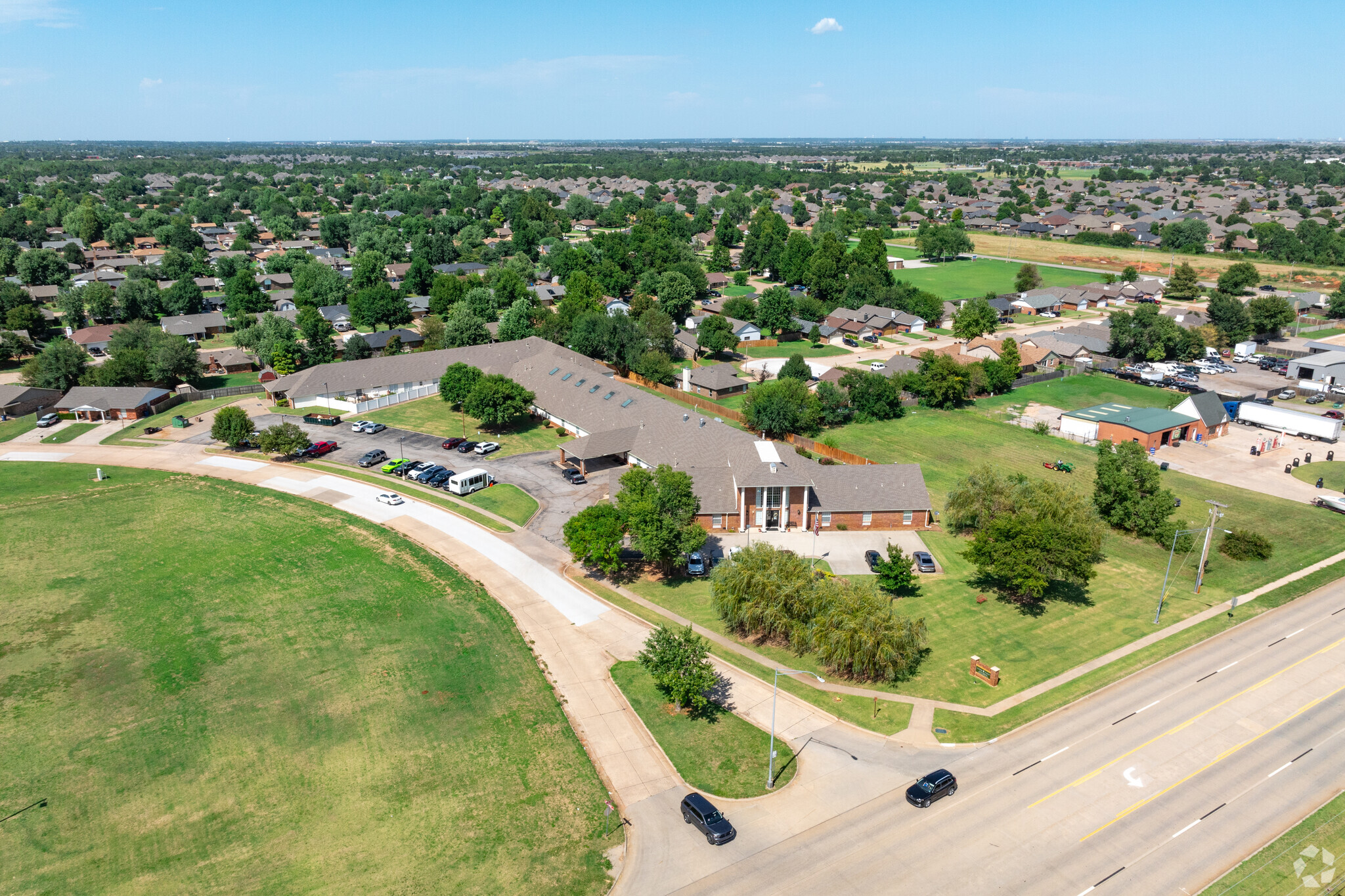 1017 W State Highway 152, Mustang, OK for sale Building Photo- Image 1 of 27