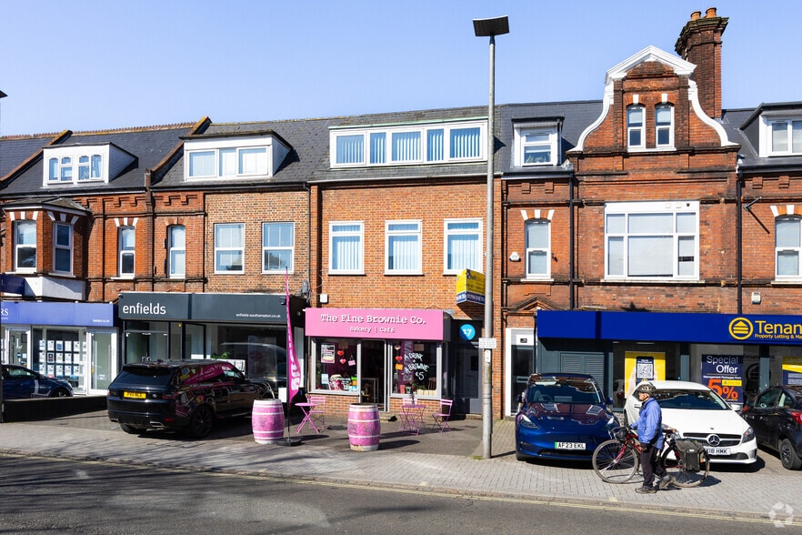 17 London Rd, Southampton for sale - Building Photo - Image 1 of 1