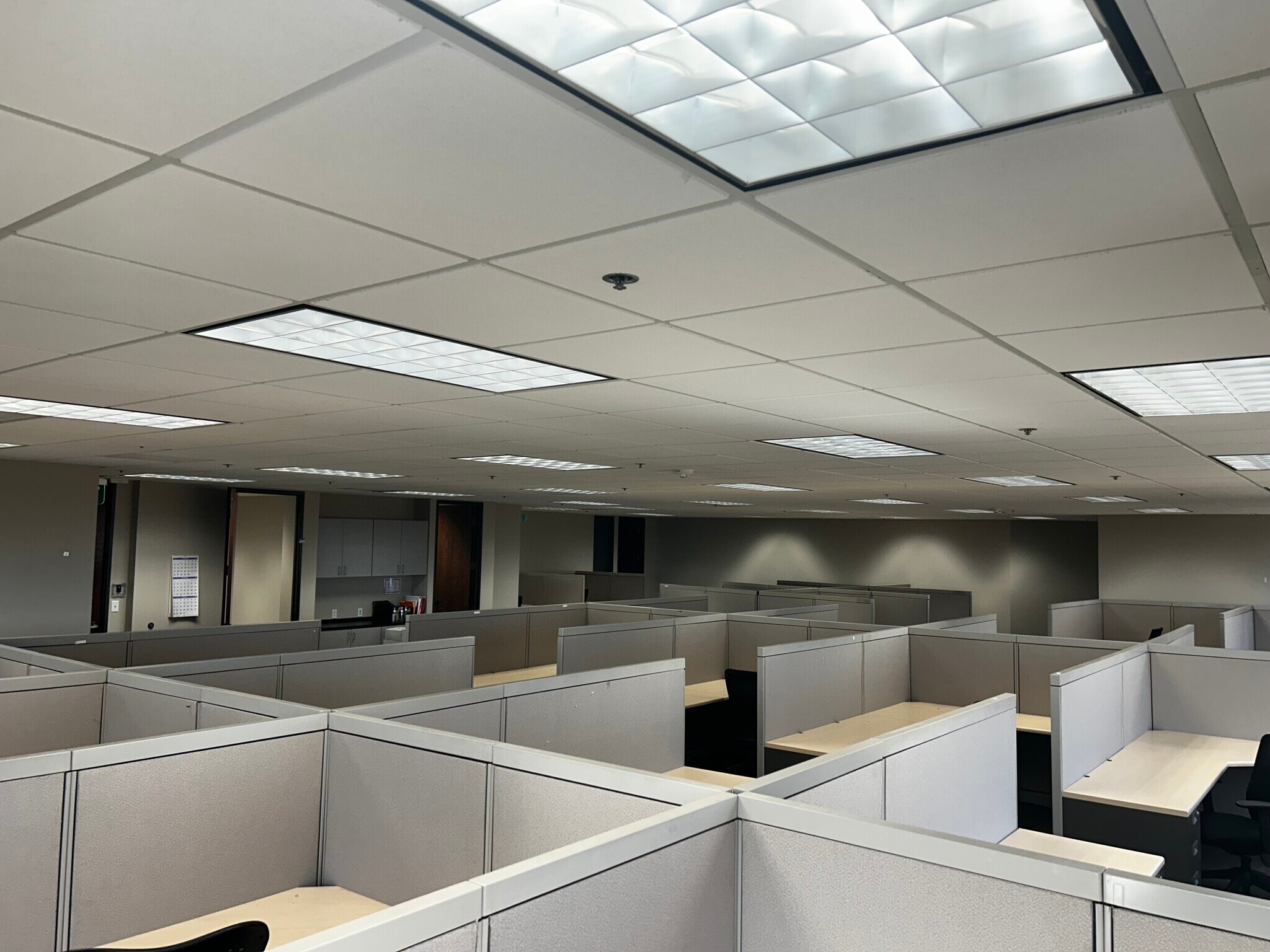 1760 S Stemmons Fwy, Lewisville, TX for lease Interior Photo- Image 1 of 3