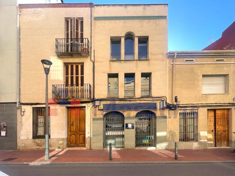 Office in Terrassa, Barcelona for lease - Building Photo - Image 1 of 5