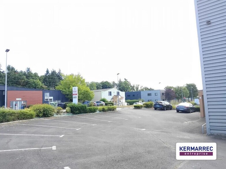 Flex in Vern-sur-Seiche for lease - Building Photo - Image 3 of 7