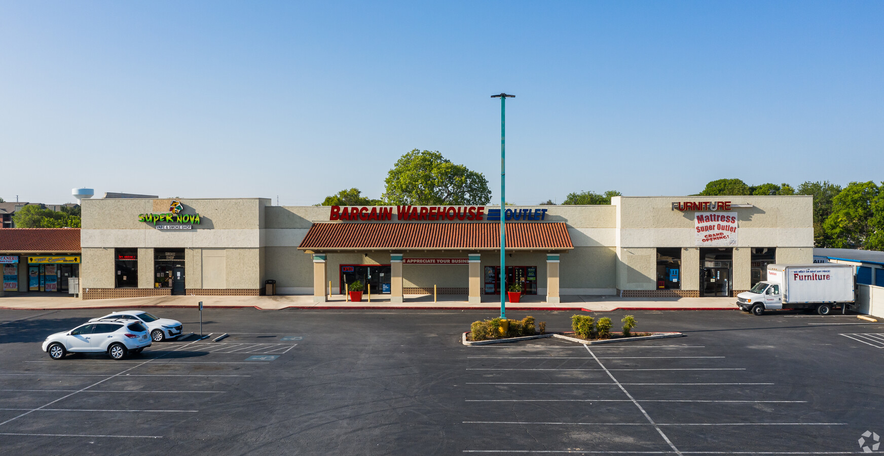 8300-8400 Marbach Rd, San Antonio, TX 78227 - Marbach Square | LoopNet