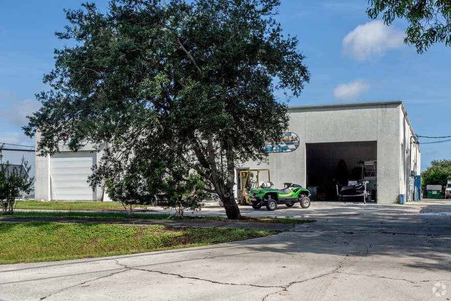 3081 SE Dominica Ter, Stuart, FL for lease - Building Photo - Image 1 of 35