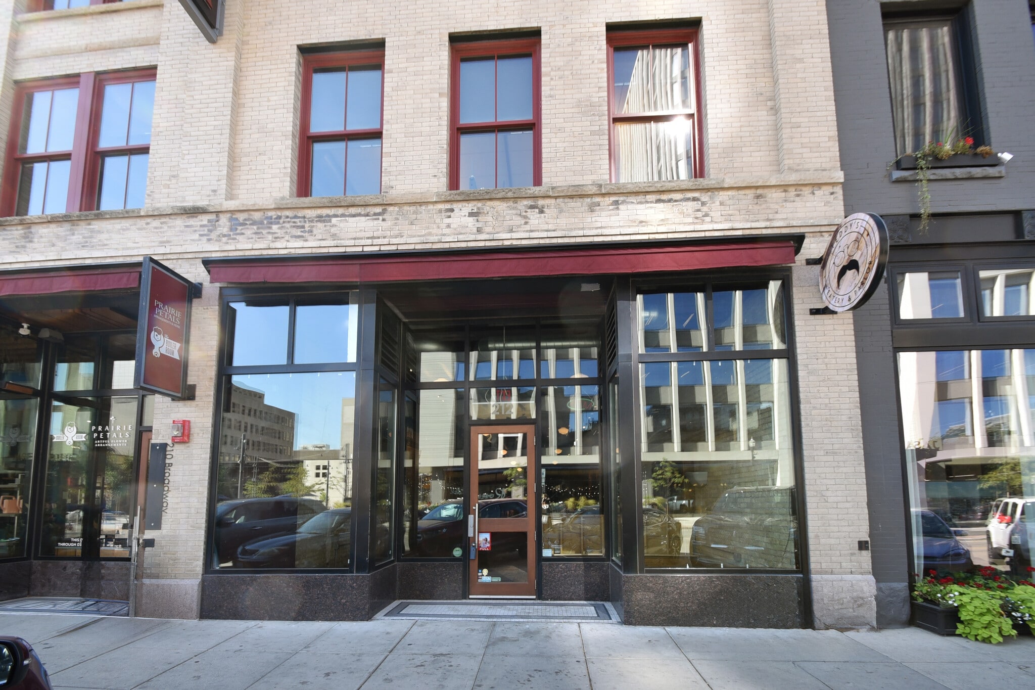 212 Broadway N, Fargo, ND for lease Building Photo- Image 1 of 4