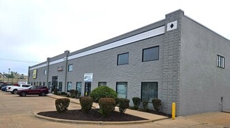 35900-35906 Groesbeck, Clinton Township MI - Warehouse