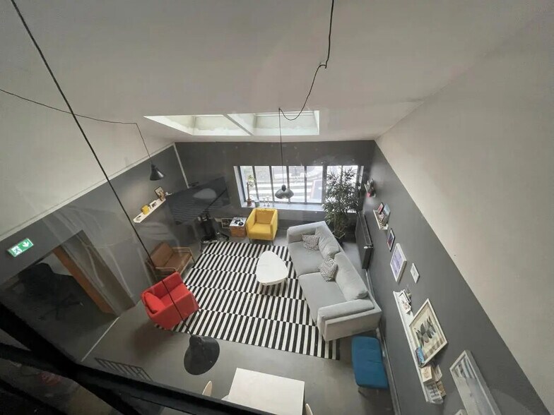 43 Rue Préfet Bonnefoy, Nantes for lease - Interior Photo - Image 1 of 11