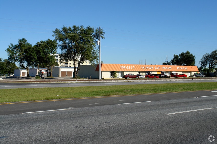 4211 N Orange Blossom Trl, Orlando, FL for lease - Primary Photo - Image 1 of 5