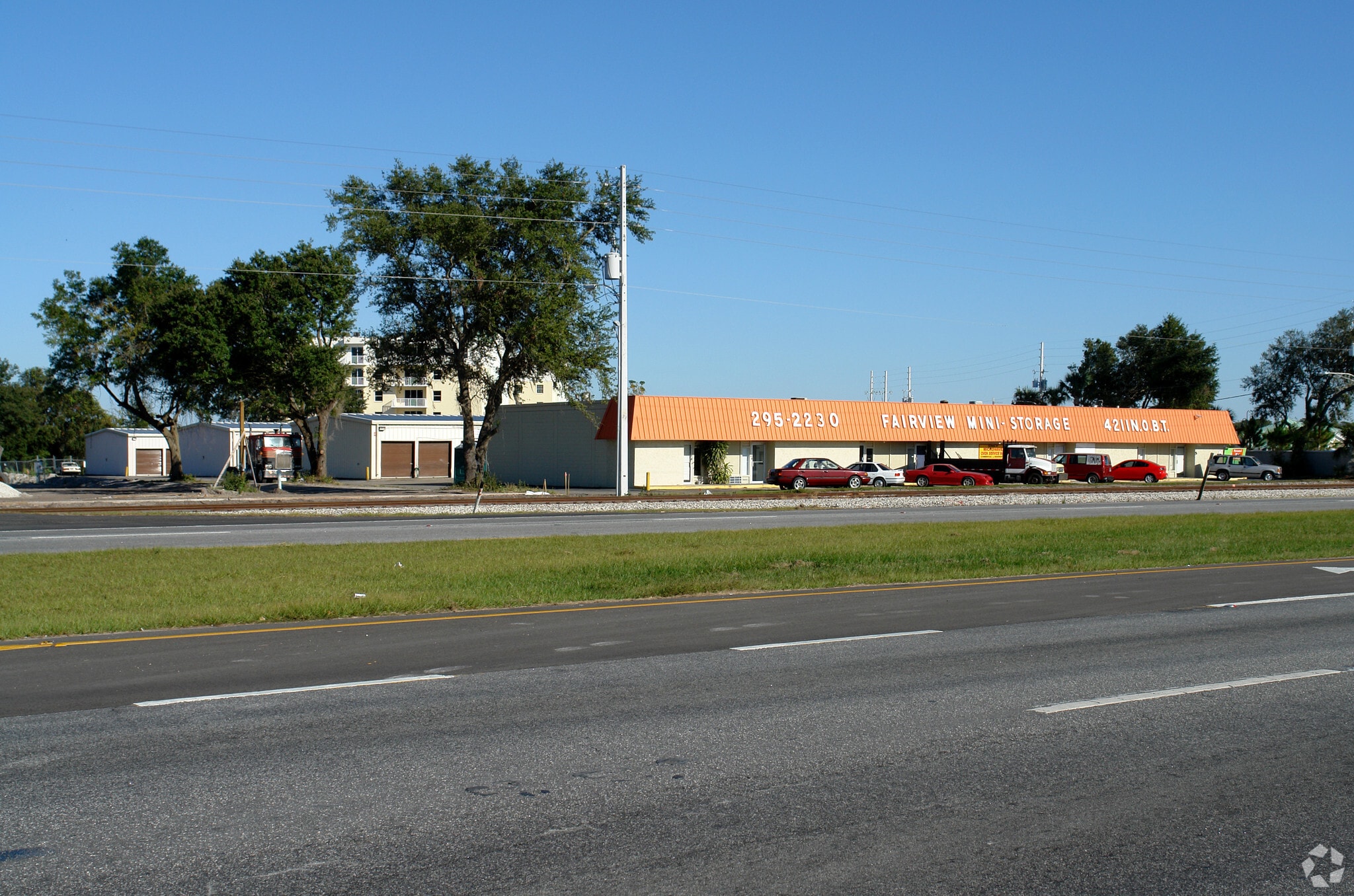 4211 N Orange Blossom Trl, Orlando, FL for lease Primary Photo- Image 1 of 6