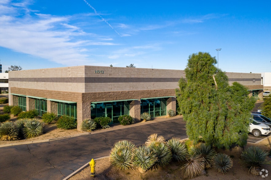 11042 N 24th Ave, Phoenix, AZ for lease - Building Photo - Image 3 of 6