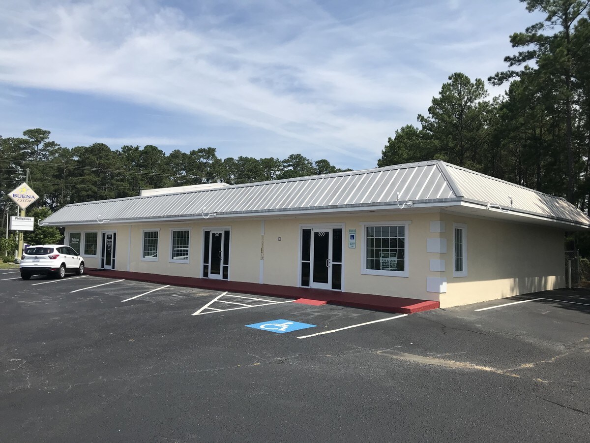 4902 Yadkin Rd, Fayetteville, NC 28303