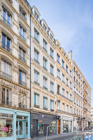 Office in Lyon for lease - Primary Photo - Image 1 of 1