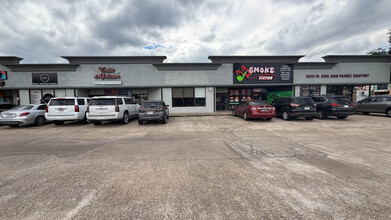 4500-4600 Highway 6 N, Houston, TX for lease Building Photo- Image 1 of 13