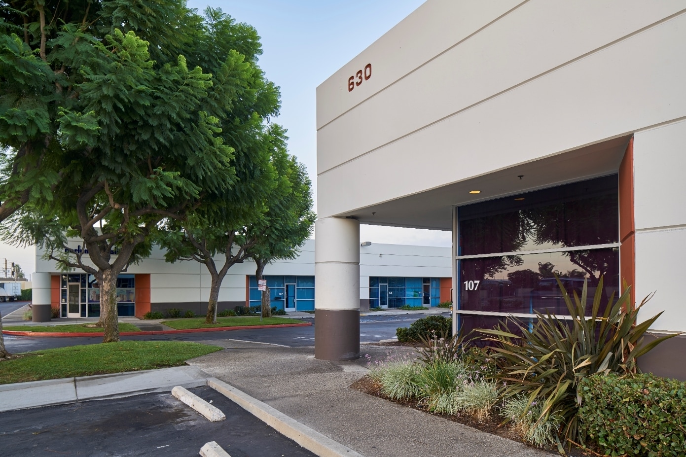600 S Grand Ave Suite 105 Santa Ana Ca 92705 600 S Grand Ave, Santa Ana, CA 92705 - Grand Commerce Center | LoopNet
