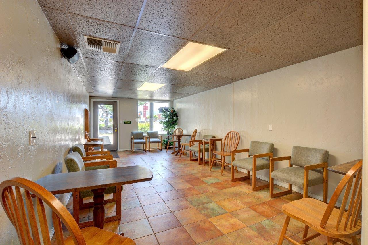 617 S Riverside Ave, Medford, OR for sale Interior Photo- Image 1 of 1